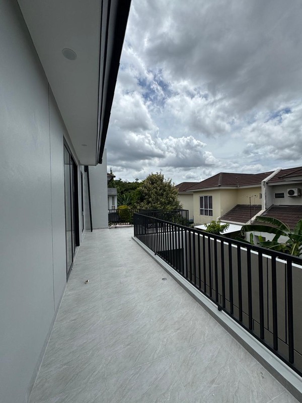 Rumah Minimalis Siap Huni di De Park BSD Dekat Sekolah