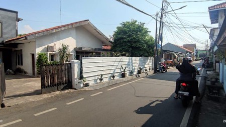 Dijual rumah hitung tanah di Jalan Batu Tumbuh, Kramatjati, Jakarta Timur