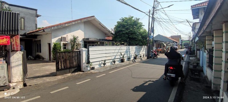 Dijual rumah hitung tanah di Jalan Batu Tumbuh, Kramatjati, Jakarta Timur