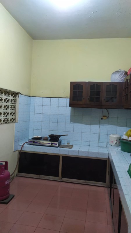 Rumah dijual Kebraon Siap Huni, Kondisi Terawat Excellent :)