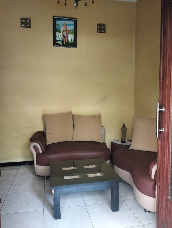 Rumah dijual Kebraon Siap Huni, Kondisi Terawat Excellent :)