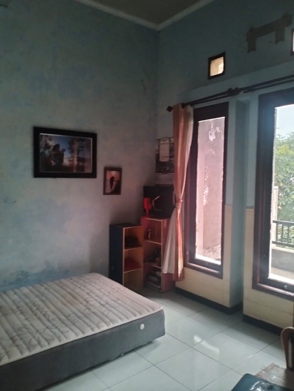 Rumah dijual Kebraon Siap Huni, Kondisi Terawat Excellent :)