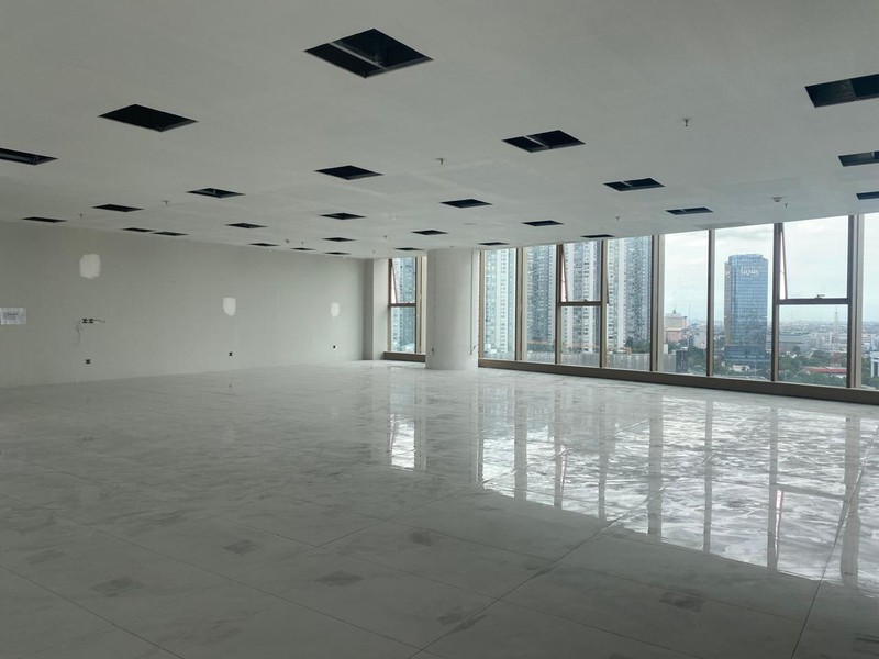 Brand New Office Building Jl. Letjen S. Parman Slipi Jakarta Barat Lt.18  Zone 7