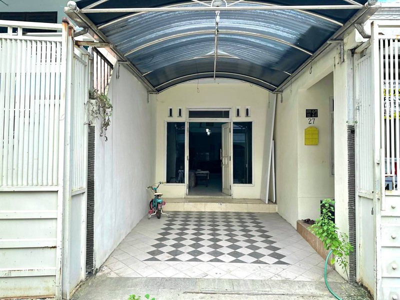 Jual Rumah Surabaya Barat Darmo Permai Dekat Sekolah