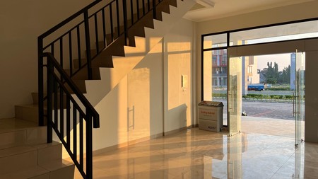 Ruko Baru Summarecon Crown Gading Bekasi