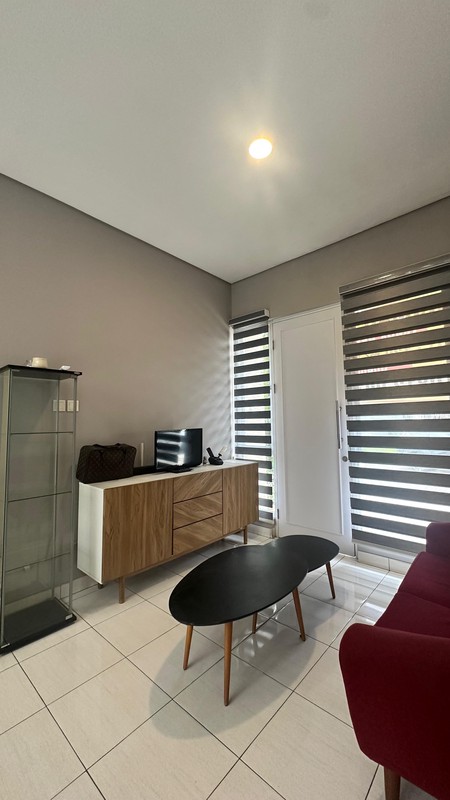 Rumah Cantik Siap Huni dengan Hunian Nyaman dan Asri @Ciputat