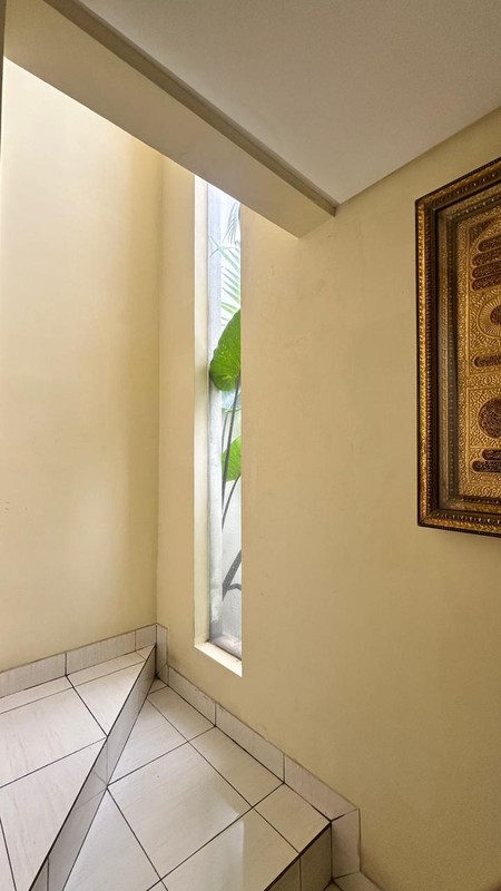 Rumah Cantik Siap Huni dengan Hunian Nyaman dan Asri @Ciputat