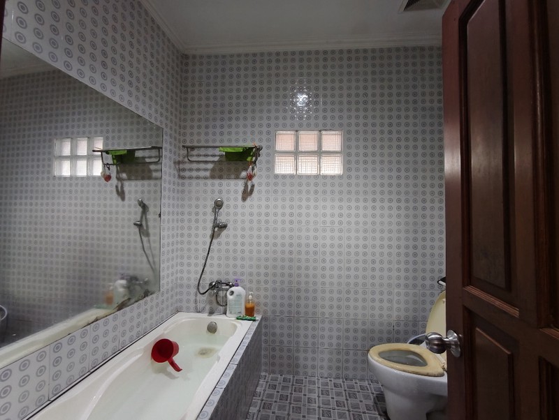 Rumah Pangeran Jayakarta Sawah Besar Dekat Mangga Dua Dijual