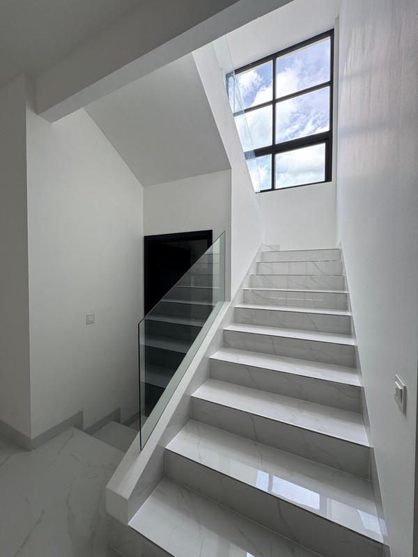 Rumah De Park Cajuputi BSD - Brand new dekat dengan Nanyang School dan AEON Mall