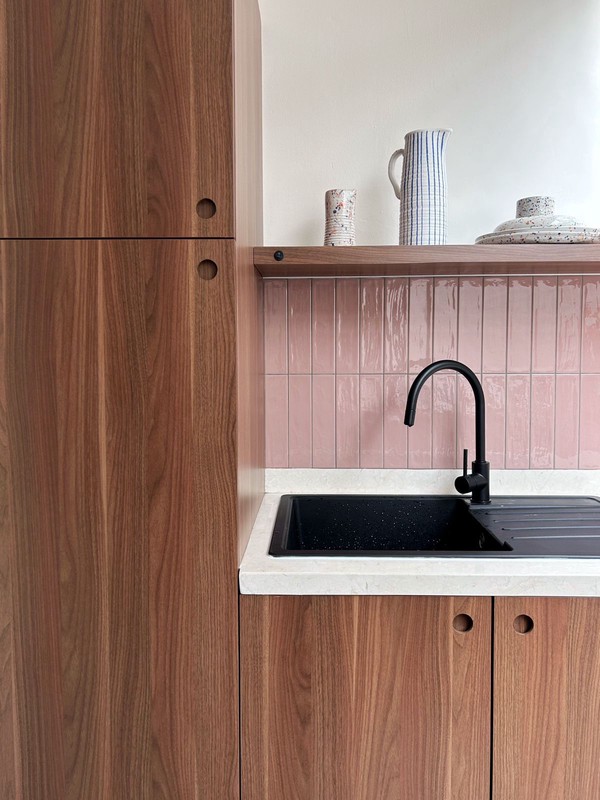 Rumah Modern siap huni di Provence Suite BSD City