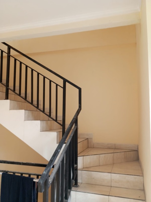 Ruko Siap Pakai dan Lokasi Strategis Pinggir Jalan Raya @Ciputat Timur, Tangerang Selatan