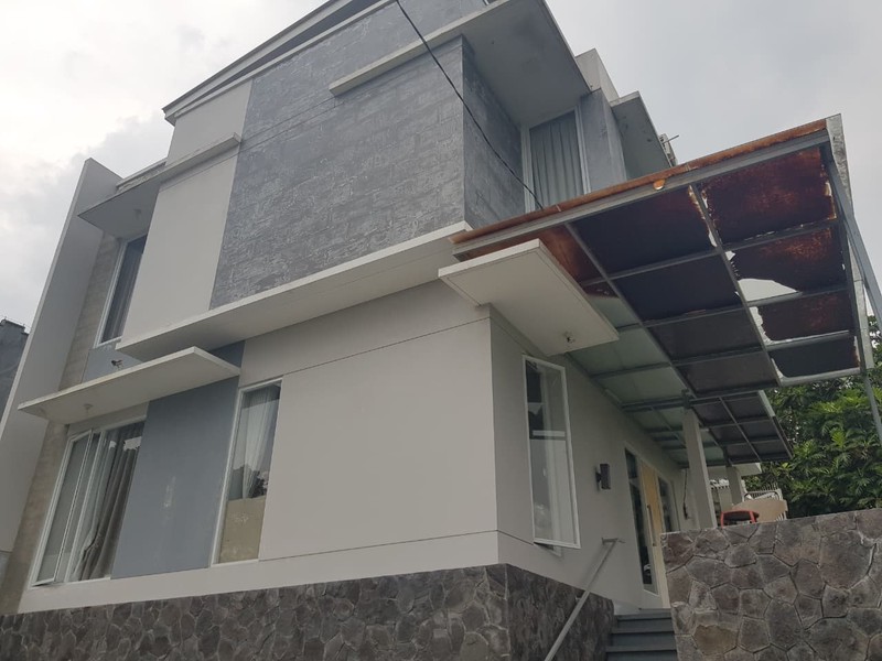 Rumah Sejuk View Cantik di Dago Pakar Bandung