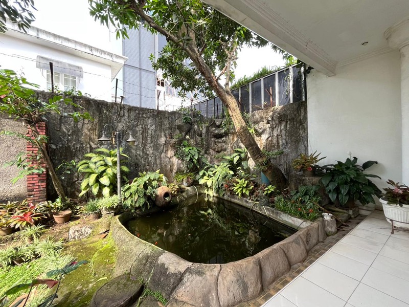 Rumah Luas Terawat dengan Layout Lapang di Lokasi Premium Cilandak