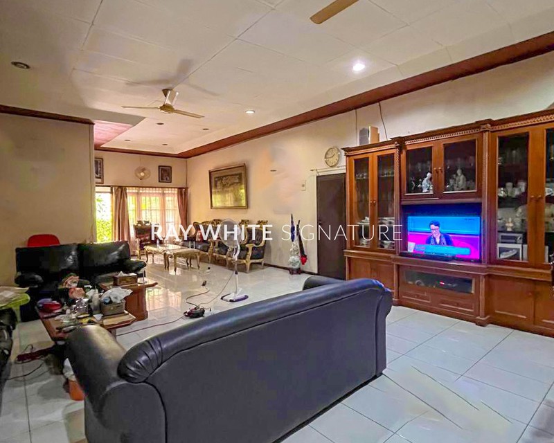 Dijual Rumah Tinggal dan Kos di Jl Damar Sari Jatipadang