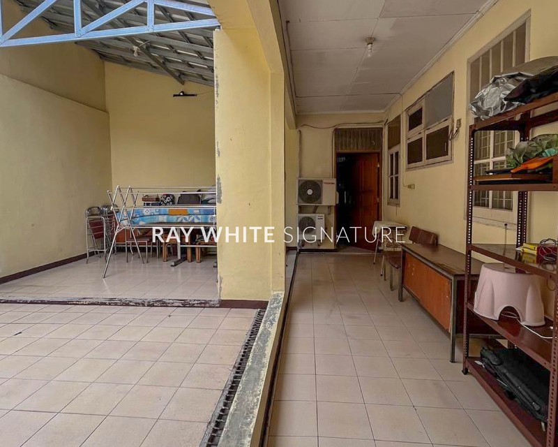 Dijual Rumah Tinggal dan Kos di Jl Damar Sari Jatipadang