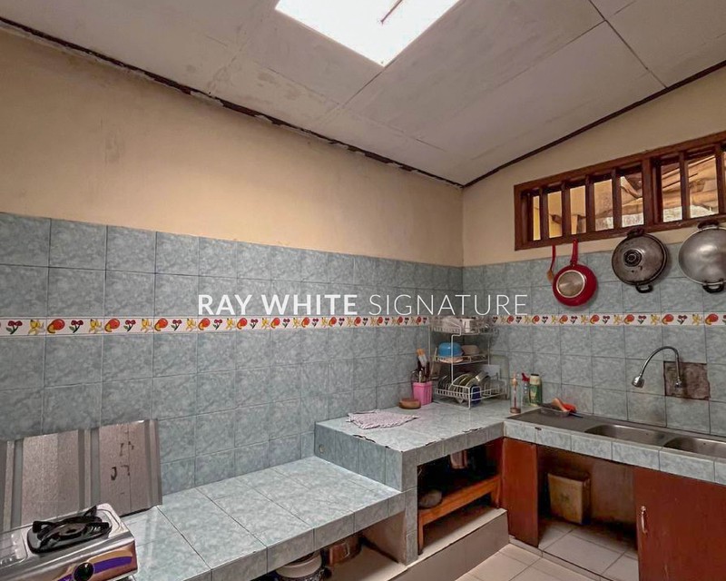 Dijual Rumah Tinggal dan Kos di Jl Damar Sari Jatipadang