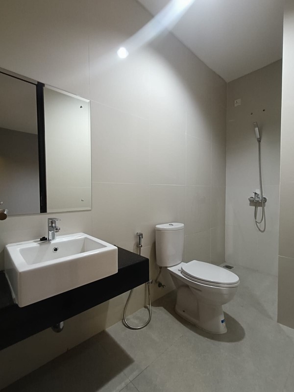 Rumah sewa 6 bulan Cluster Z living - Lake Garden .Grand Wisata - Tambun .Bekasi