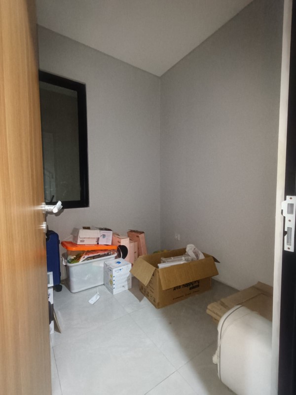 Rumah sewa 6 bulan Cluster Z living - Lake Garden .Grand Wisata - Tambun .Bekasi