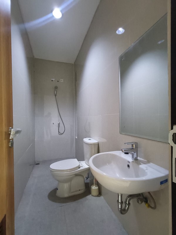 Rumah sewa 6 bulan Cluster Z living - Lake Garden .Grand Wisata - Tambun .Bekasi