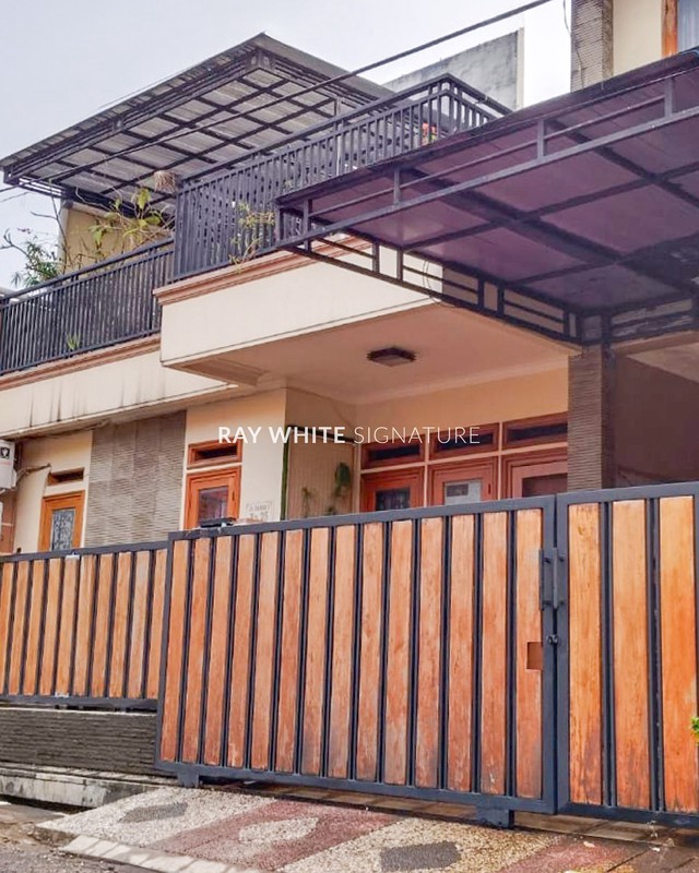 Dijual Rumah Siap Huni di Jl Damar Komplek Jatibening Bekasi