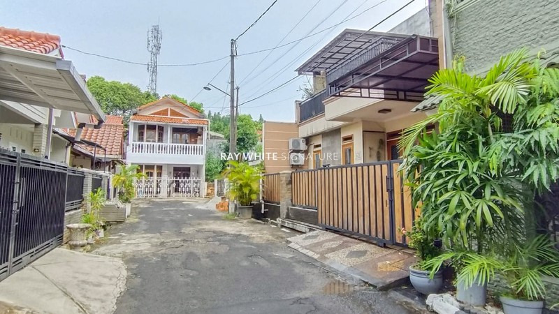 Dijual Rumah Siap Huni di Jl Damar Komplek Jatibening Bekasi
