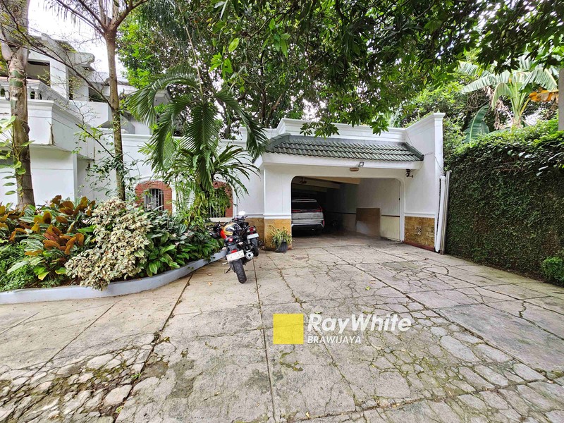 Rumah di Jati Padang, Jakarta Selatan, boleh beli sebagian, 5 menit ke tol JORR