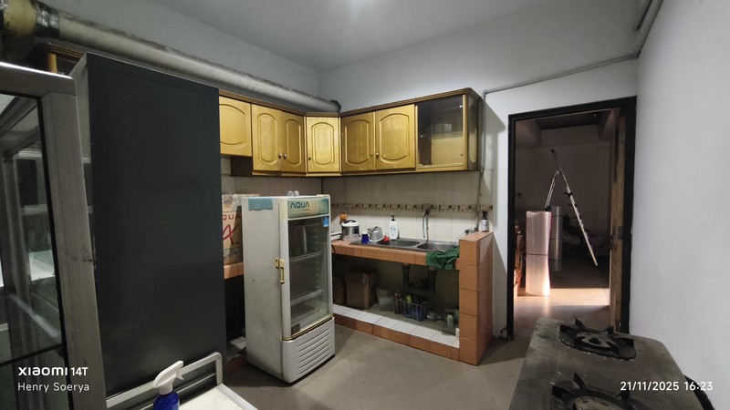 1999 Dijual Rumah untuk Usaha Dukuh Kupang Utara Sawahan Surabaya 