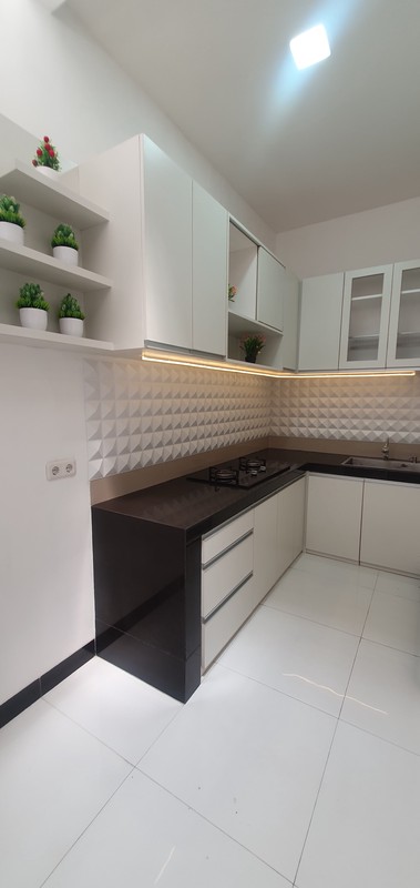 Dijual Rumah Asri Harga di bawah pasaran Taman Kopo Katapang