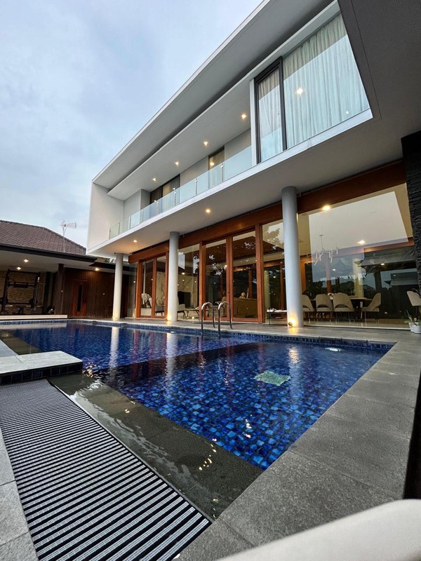 Dijual Rumah Mewah Siap Pakai Full Furnished Bandung Utara