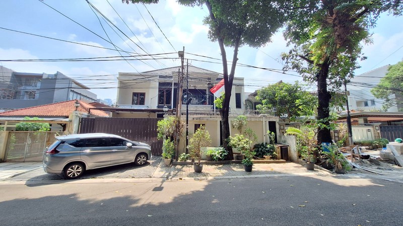 Rumah Hitung Tanah Area Cipete