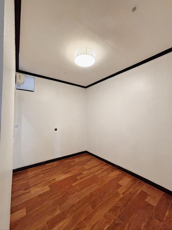 Rumah Modern Classic Siap Huni di Puri Cinere Harga Murah