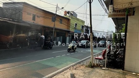 DISEWA CEPAT - Bangunan Usaha Strategis di Jalan Raya Dr. Saharjo, Jakarta Selatan (SHM - Zona Komersial Ungu)