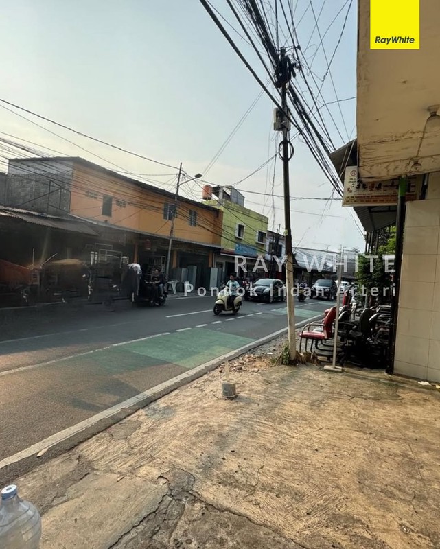 DISEWA CEPAT - Bangunan Usaha Strategis di Jalan Raya Dr. Saharjo, Jakarta Selatan (SHM - Zona Komersial Ungu)