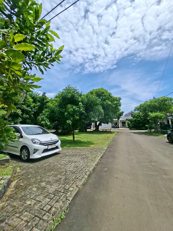 Rumah HOOK di Bintaro Jaya Cantik Semi Furnished Siap Huni 2 Lantai SHM