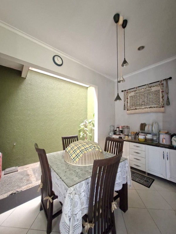 Rumah HOOK di Bintaro Jaya Cantik Semi Furnished Siap Huni 2 Lantai SHM