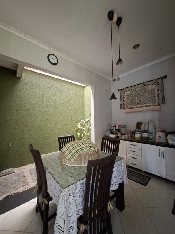 Rumah HOOK di Bintaro Jaya Cantik Semi Furnished Siap Huni 2 Lantai SHM