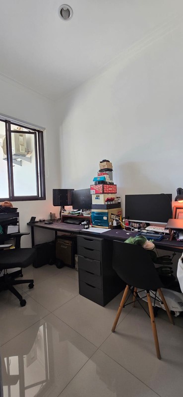 Rumah Siap Huni 2 Lantai di Ciputat Dekat Bintaro Jaya dengan Hunian Nyaman dan Asri