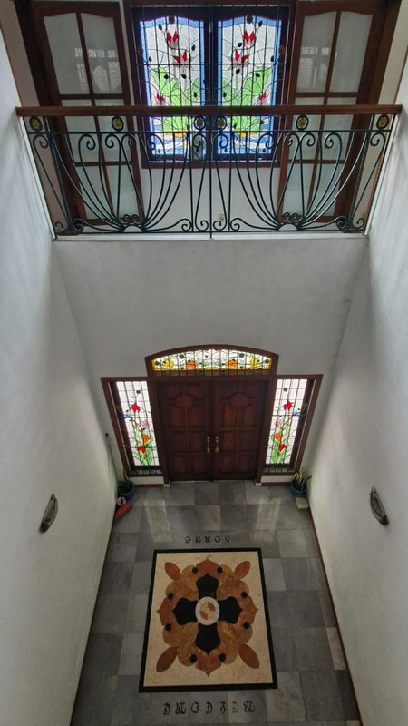 Dijual Rumah Lama Terawat Siap Huni Lokasi Strategis Di Jl. Cendrawasih, Kebayoran Lama, Jakarta Selatan