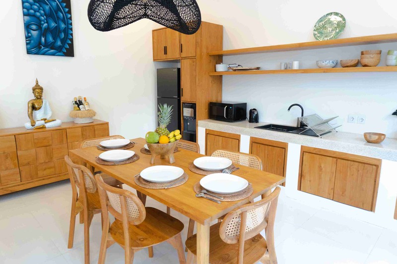 For Sale Modern 3-Bedroom Villa in Padonan, Canggu