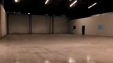 DISEWAKAN GUDANG RAYA MANUKAN WETAN SURABAYA BARAT 