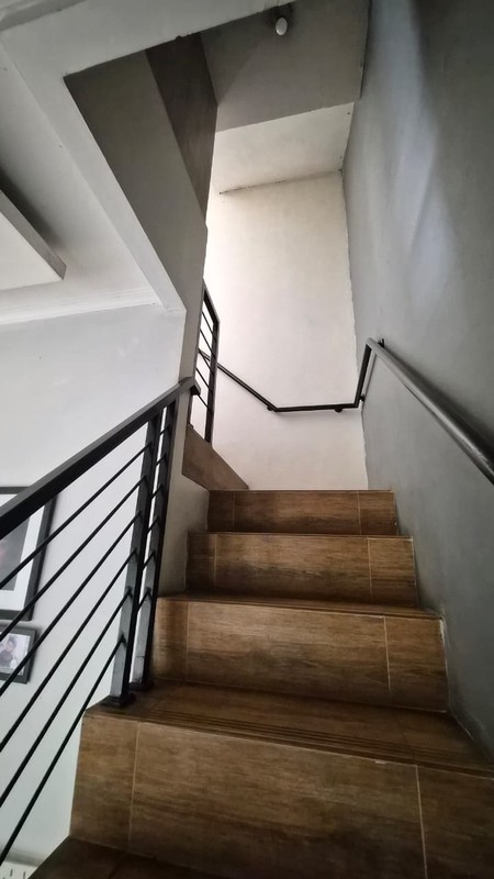 Rumah Cantik di Pondok Aren Tangerang Selatan Siap Huni SHM