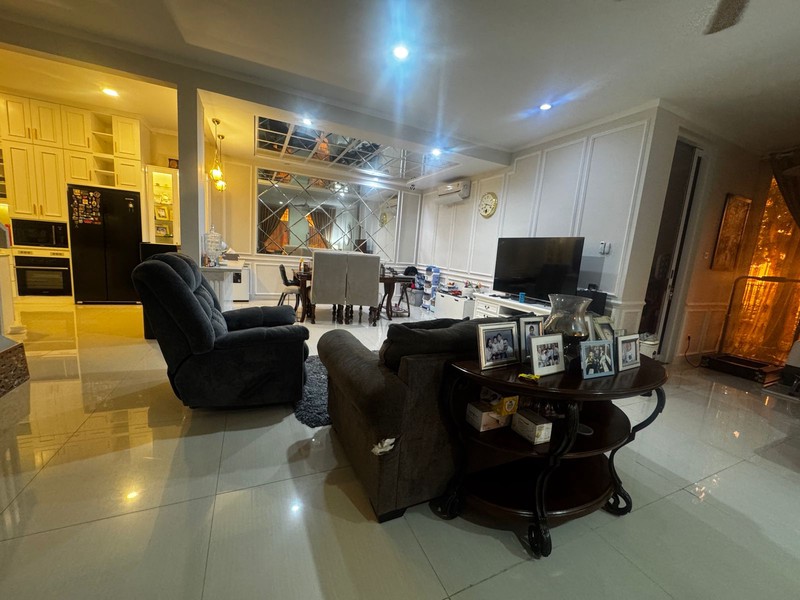 Rumah Semi Furnished Bagus SHM Siap Huni Dengan Hunian Nyaman @Bintaro Sektor 9