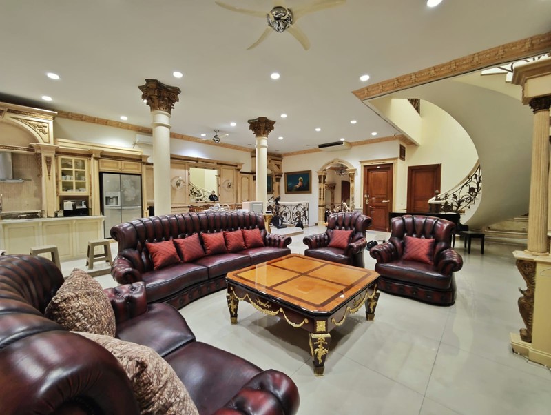 Dijual Rumah Bukit Gading Mediterania, Kelapa Gading