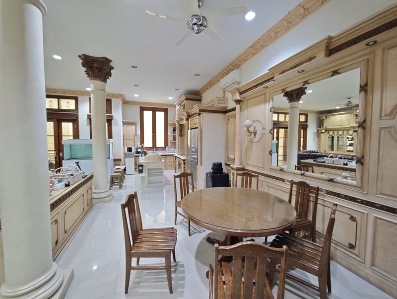 Dijual Rumah Bukit Gading Mediterania, Kelapa Gading