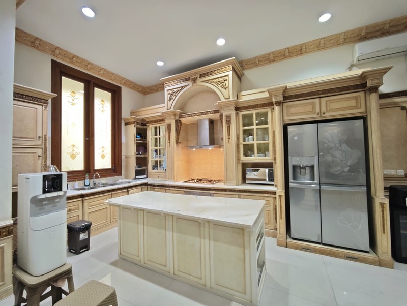 Dijual Rumah Bukit Gading Mediterania, Kelapa Gading