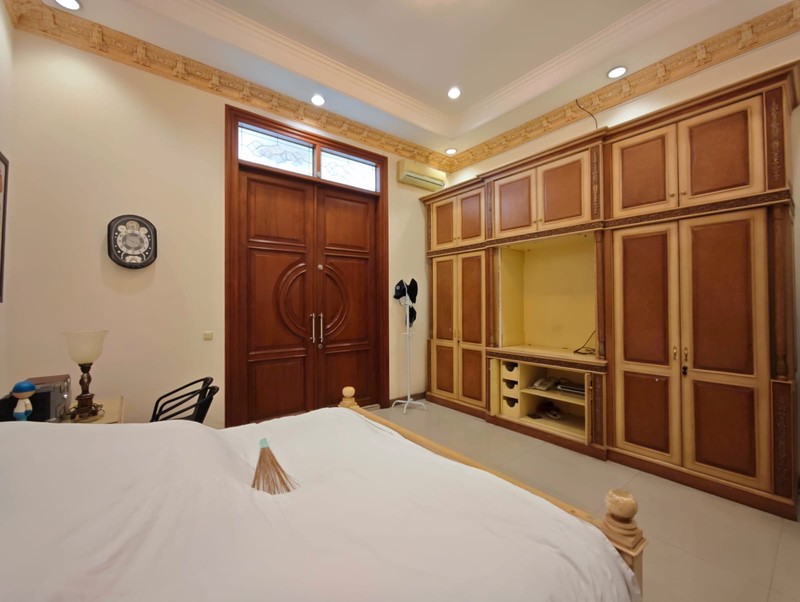 Dijual Rumah Bukit Gading Mediterania, Kelapa Gading