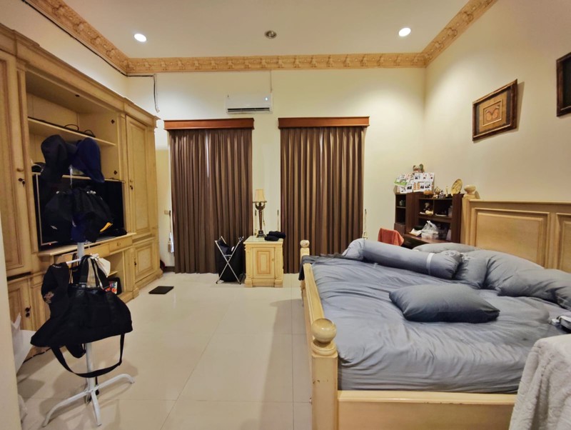 Dijual Rumah Bukit Gading Mediterania, Kelapa Gading