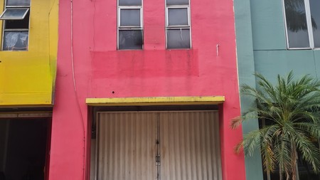 Ruko Pasar Sentral Lippo Cikarang, dapat dijadikan kantor dekat kawasan industri EJIP, Deltasilikon