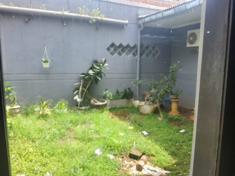 Rumah Asri dan Nyaman Lokasi Strategis di Cawang,Baru, Cawang, Jakarta Timur