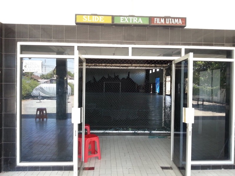 Jual Gedung Jl.Abdul Karim Rungkut